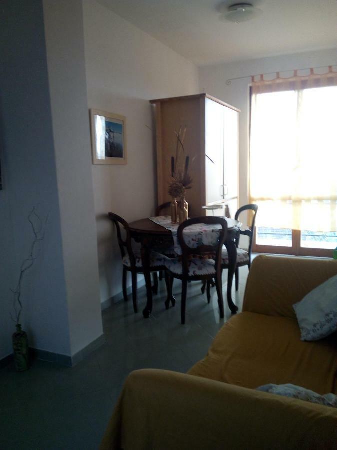 לינה וארוחת בוקר Albiano Casa Ro מראה חיצוני תמונה
